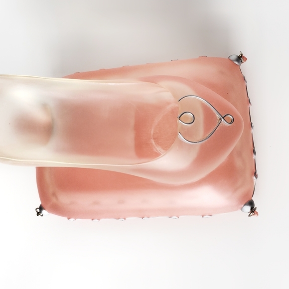 Shoe And Pillow Statue, Vtg Disney Princess Decoration, Pink Cinderella Resin - Picture 2 of 9